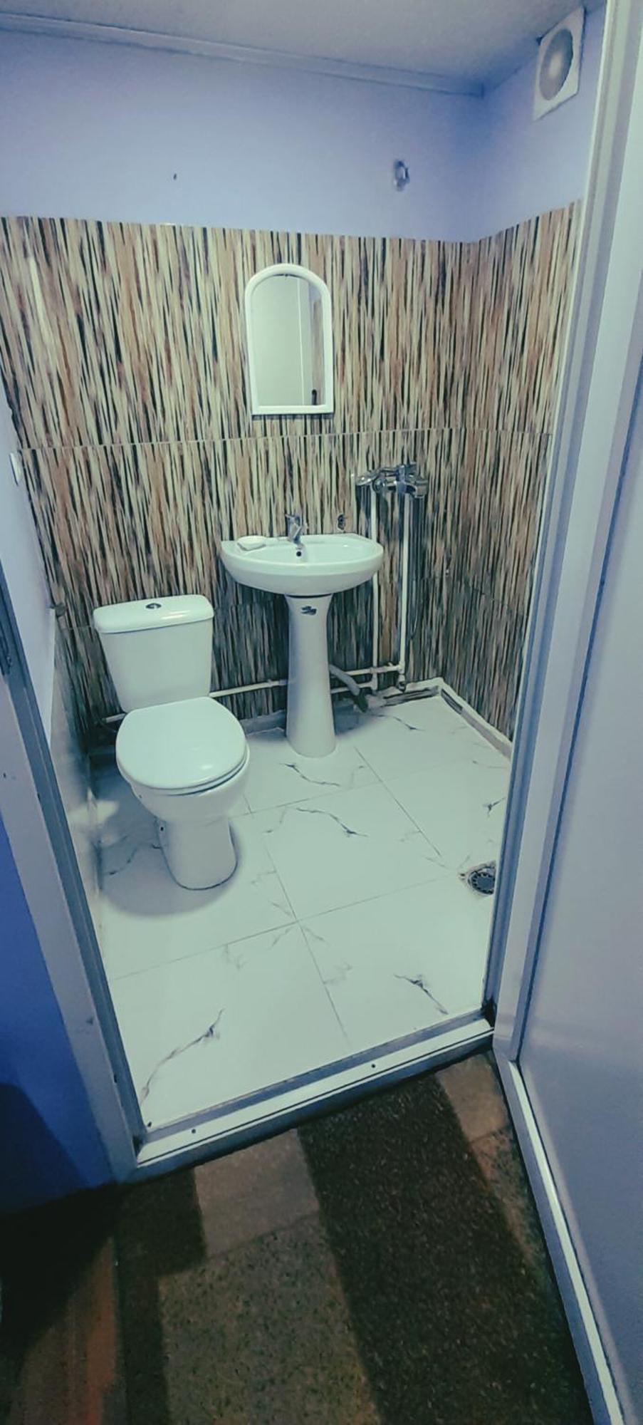 Guesthouse Qeti バトゥーミ エクステリア 写真