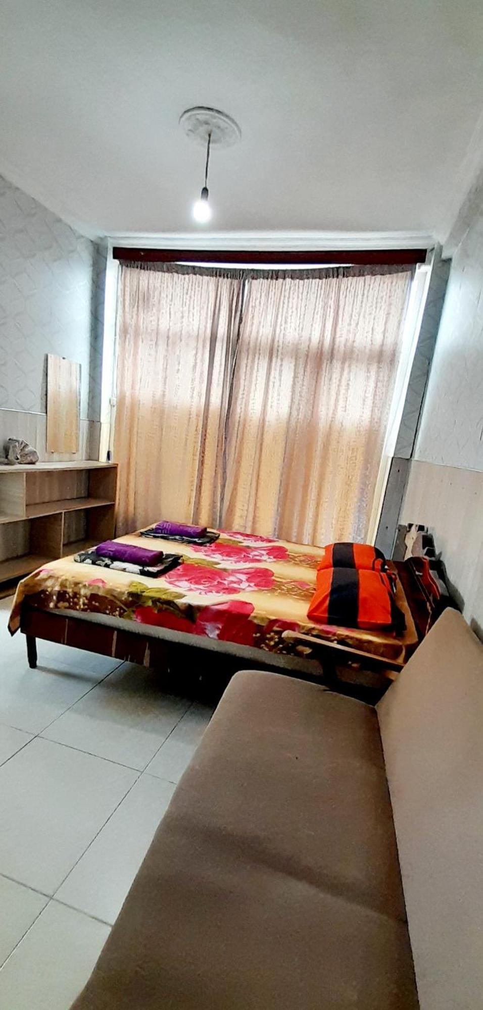 Guesthouse Qeti バトゥーミ エクステリア 写真