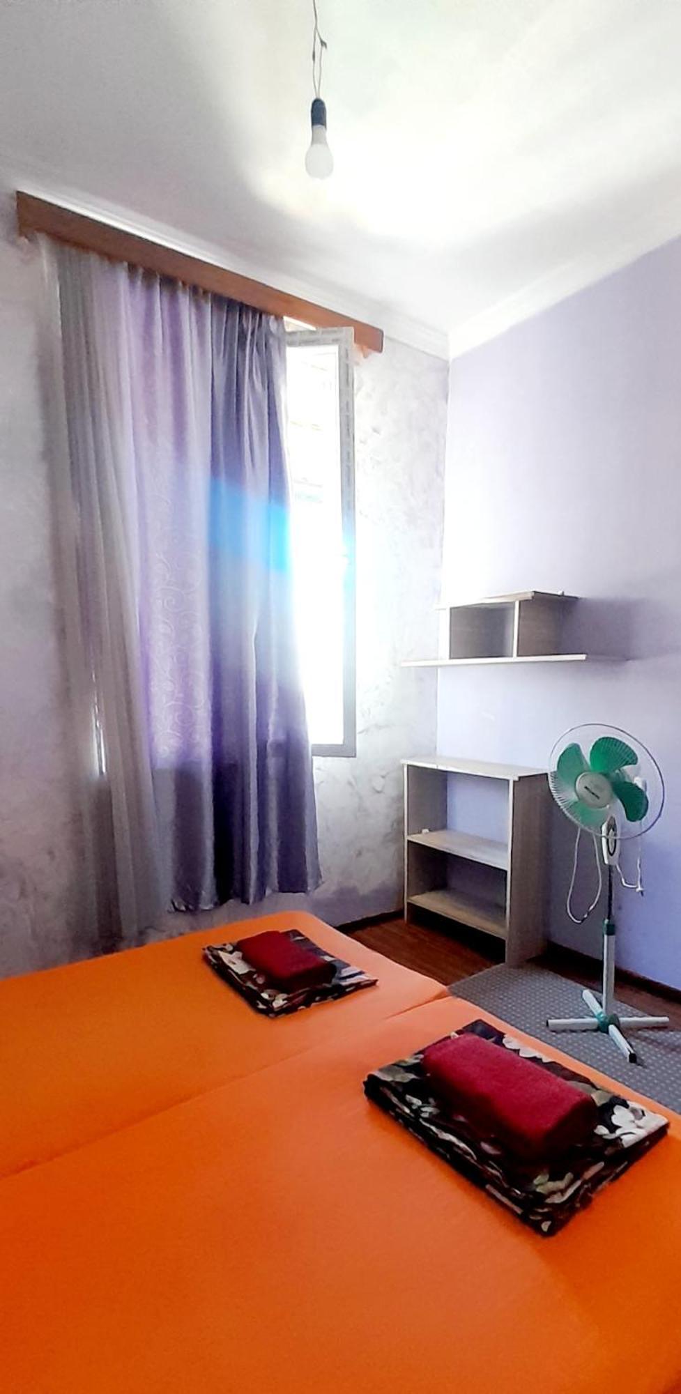 Guesthouse Qeti バトゥーミ エクステリア 写真
