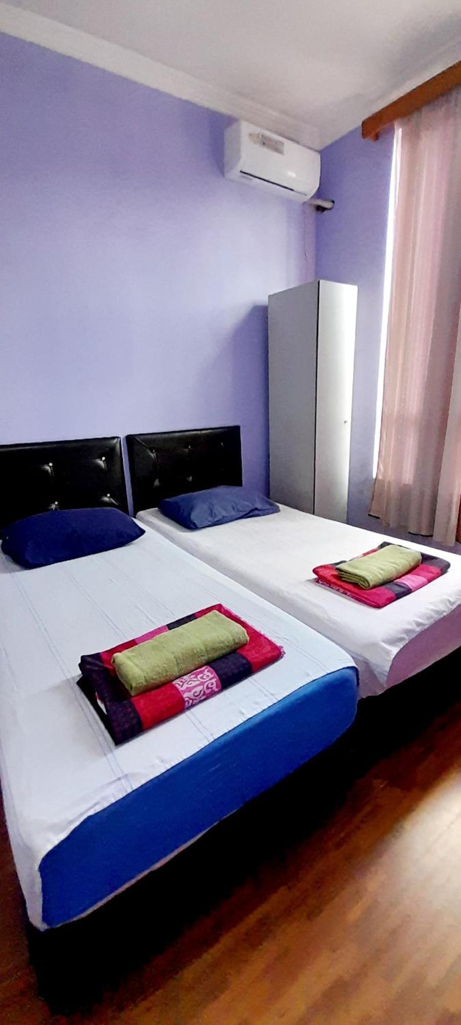 Guesthouse Qeti バトゥーミ エクステリア 写真